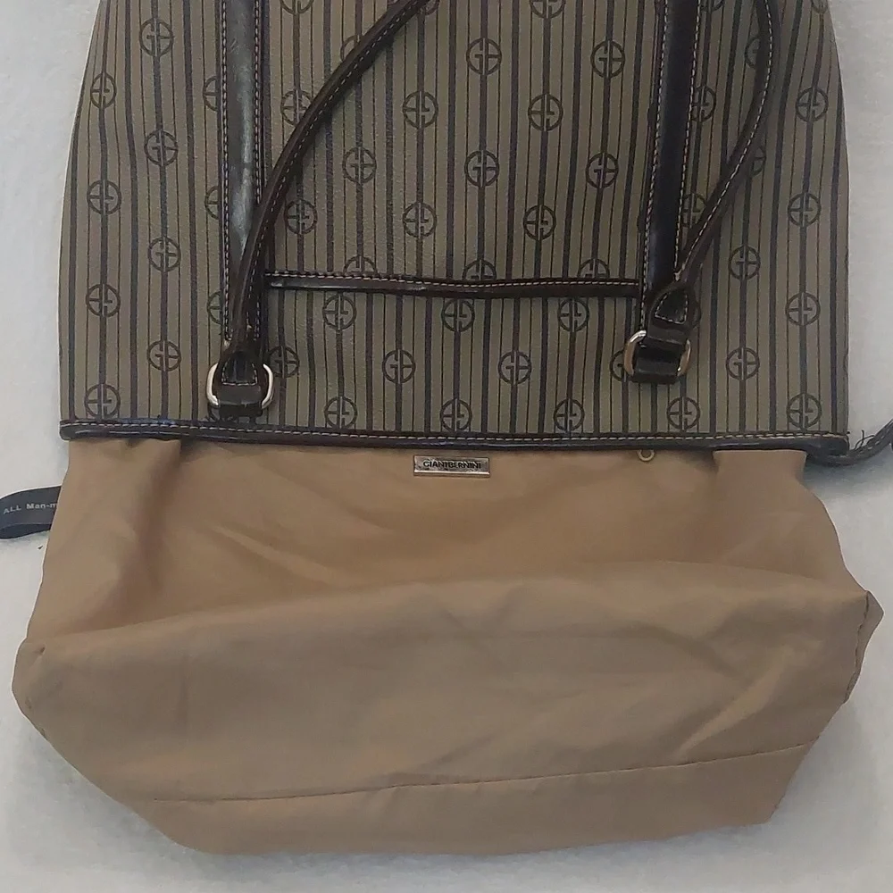 Giani Bernini Stripe Signature Small Tote Handbag in Khaki/Brown. - Picture 8 of 9
